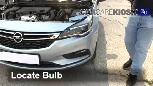 2018 Opel Astra CDTI 1.6L 4 Cyl. Turbo Diesel Éclairage Feux de croisement (remplacer l'ampoule)